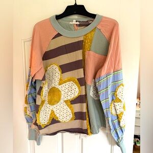 Boho Flower Sweatshirt L EUC